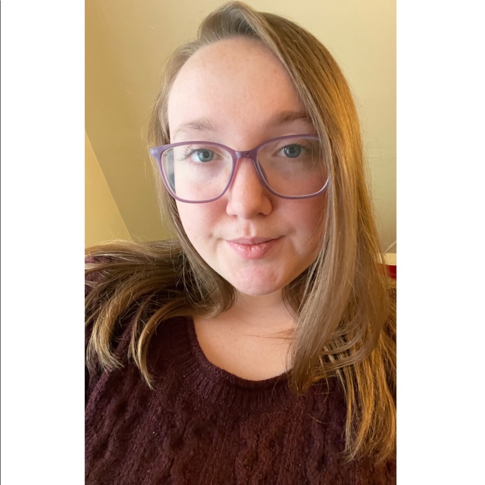 Meet your Posher, Breanna & Gretchen